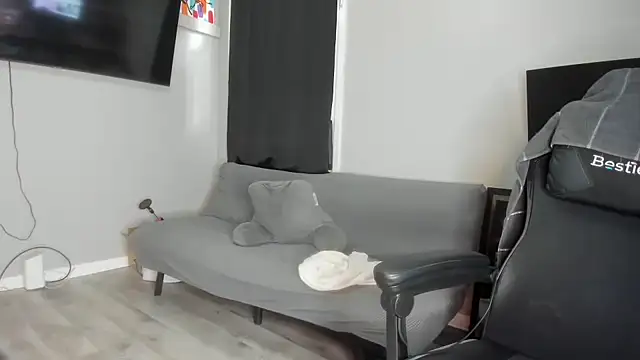 Snapshot of Persiasparadise chatting on 10-18-25, 05:03 Persiasparadise online show from 10-18-25, 05:03