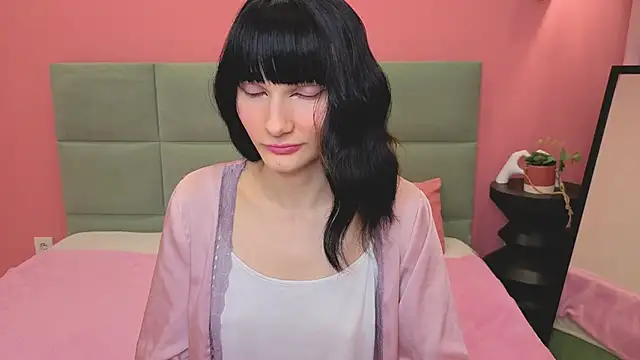 Lili flowerr online show from 04-23-26, 11:42