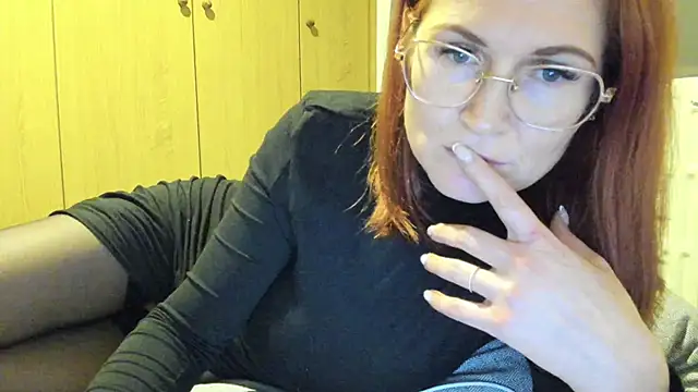 Sheandhim23 online show from 01-05-25, 04:16