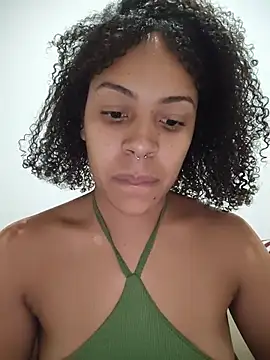 Julia Pretinha online show from 06-04-26, 03:40