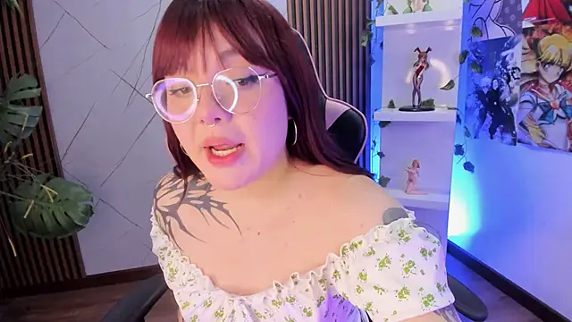 Fluffy Bubble21 online show from 02-17-25, 07:15