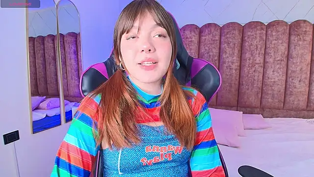 Fluffy Bubble21 online show from 03-19-26, 04:16