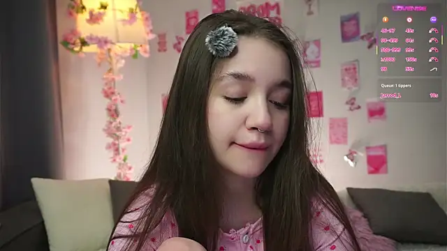 Snapshot of AmiLewis chatting on 02-15-26, 01:02 AmiLewis online show from 02-15-26, 01:02