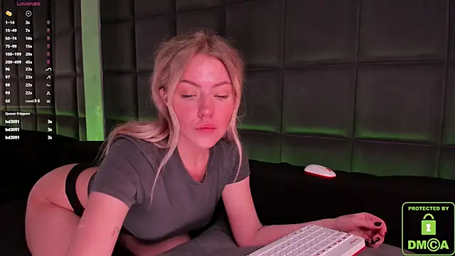 Snapshot of NateHalll chatting on 03-12-25, 02:12 NateHalll online show from 03-12-25, 02:12