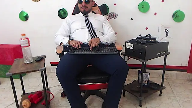 KalethBigDick online show from 03-12-26, 06:19