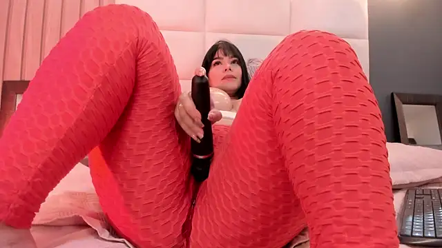 Miah gomez  online show from 01-07-25, 10:41