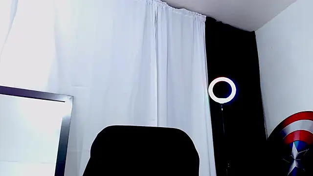 Antonywebb94 online show from 06-15-26, 08:22