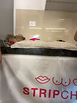 Snapshot of Miss__Malaika chatting on 03-14-25, 11:56 Miss Malaika online show from 03-14-25, 11:56