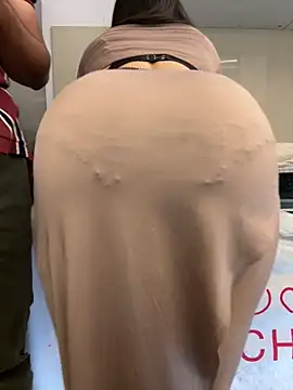 Snapshot of Miss__Malaika chatting on 03-17-25, 07:02 Miss Malaika online show from 03-17-25, 07:02