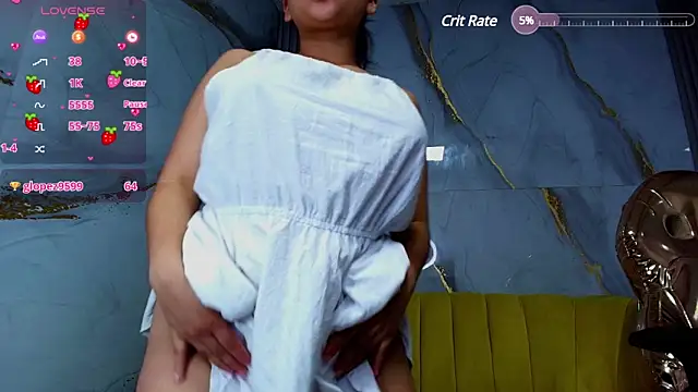 Snapshot of _mila_sweet_v chatting on 02-27-25, 12:43 mila sweet v online show from 02-27-25, 12:43