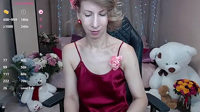 Snapshot of AdrianaSea chatting on 09-16-25, 06:14 AdrianaSea online show from 09-16-25, 06:14