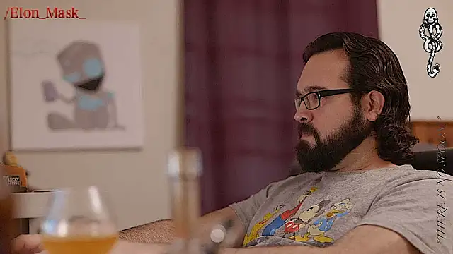 Snapshot of Seraph_De_La_Luna chatting on 01-23-25, 07:00 Seraph De La Luna online show from 01-23-25, 07:00