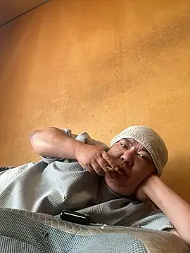 Snapshot of punk0805 chatting on 09-10-25, 12:10 punk0805 online show from 09-10-25, 12:10