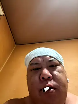 Snapshot of punk0805 chatting on 09-13-25, 04:29 punk0805 online show from 09-13-25, 04:29