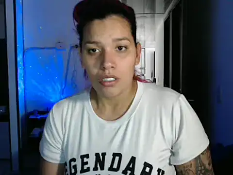 Snapshot of CarolinaRincon chatting on 02-12-25, 07:24 CarolinaRincon online show from 02-12-25, 07:24