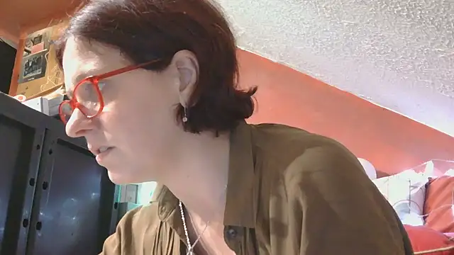 Snapshot of lanax chatting on 10-14-25, 12:50 lanax online show from 10-14-25, 12:50