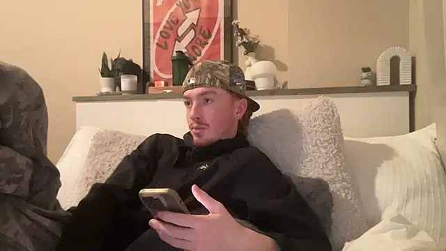 younghungginger online show from 12-19-24, 11:14