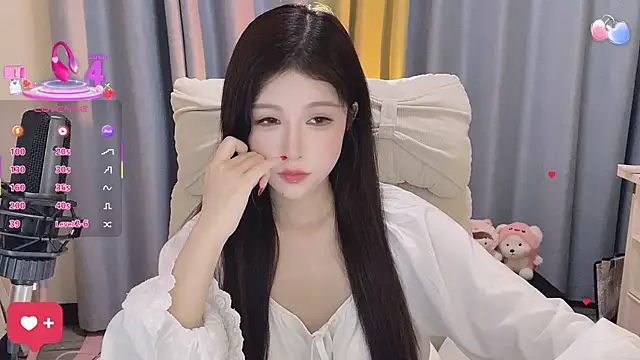 7-Love online show from 04-24-26, 01:13