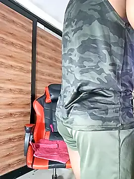 AlejoKhalifa  online show from 09-19-25, 10:38