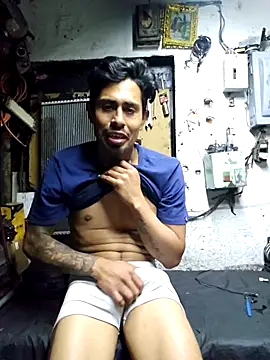 pene latinoriico online show from 11-21-25, 03:27