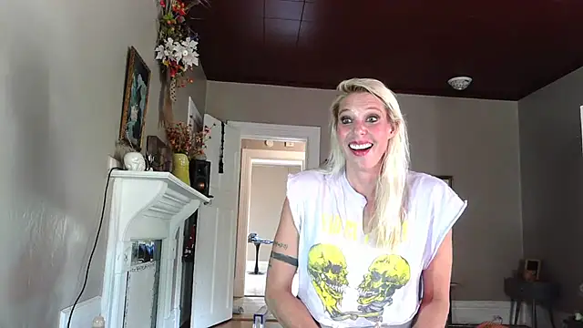 Glamazonx online show from 09-28-25, 08:25