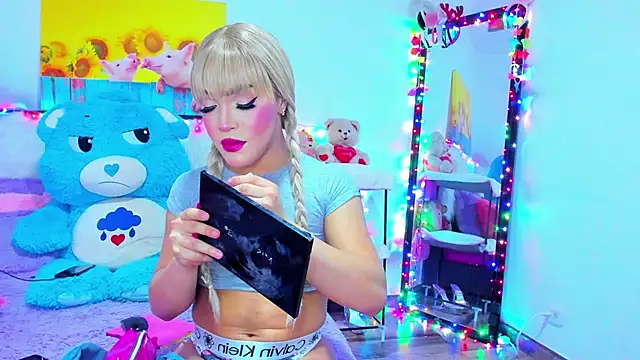 Snapshot of Candy_Candy__ chatting on 02-06-26, 06:00 Candy Candy online show from 02-06-26, 06:00