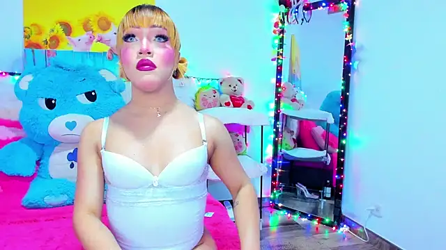 Candy Candy   online show from 04-24-26, 11:07