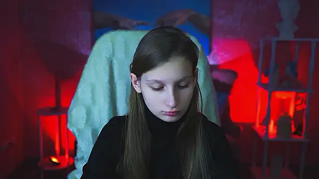 Snapshot of EllaHorton chatting on 12-03-24, 06:37 EllaHorton online show from 12-03-24, 06:37