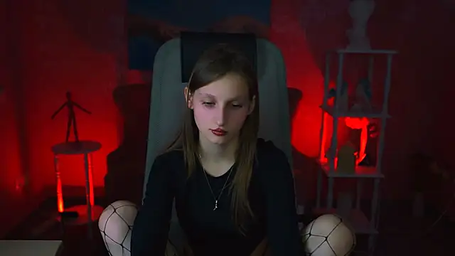 Snapshot of EllaHorton chatting on 01-30-25, 03:51 EllaHorton online show from 01-30-25, 03:51