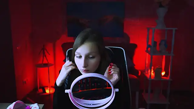 Snapshot of EllaHorton chatting on 02-22-25, 06:39 EllaHorton online show from 02-22-25, 06:39