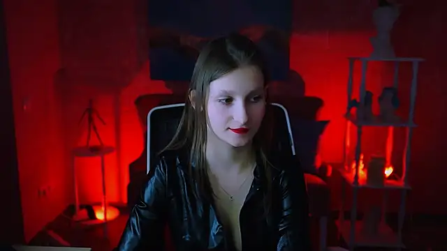 Snapshot of EllaHorton chatting on 02-22-25, 09:45 EllaHorton online show from 02-22-25, 09:45