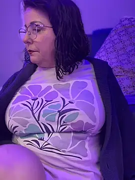 Snapshot of PaulinaSanders_X chatting on 02-06-25, 10:53 PaulinaSanders X online show from 02-06-25, 10:53