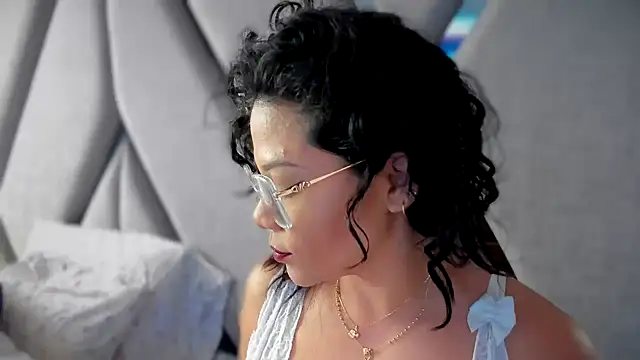 paula daniela1 online show from 01-31-25, 08:54