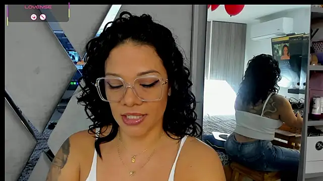 paula daniela1 online show from 02-24-25, 09:31