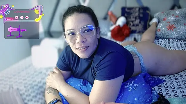 paula daniela1 online show from 10-21-25, 10:21