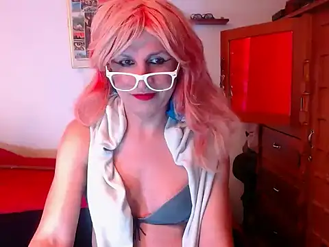 LorenJade online show from 10-17-25, 07:33