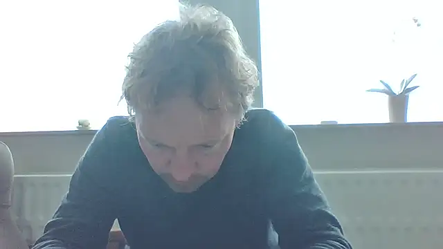 Snapshot of bertolini chatting on 05-07-26, 11:26 bertolini online show from 05-07-26, 11:26