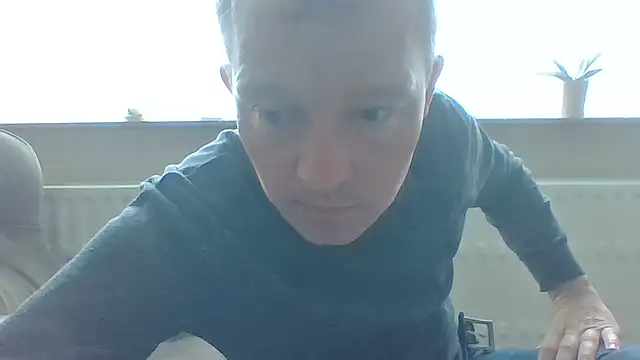 Snapshot of bertolini chatting on 06-07-26, 01:15 bertolini online show from 06-07-26, 01:15