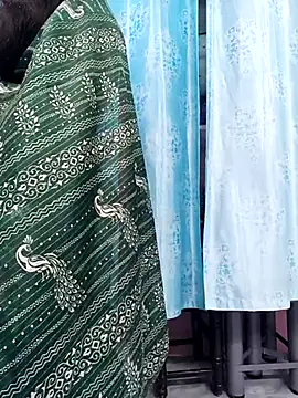 Snapshot of indian-adhaya chatting on 09-12-25, 01:22 indian-adhaya online show from 09-12-25, 01:22