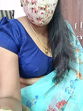 Snapshot of indian-adhaya chatting on 11-10-25, 07:18 indian-adhaya online show from 11-10-25, 07:18