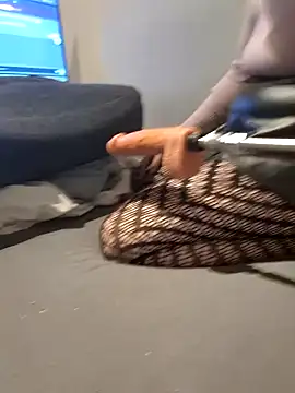 Snapshot of aprilexx chatting on 01-17-25, 12:53 aprilexx online show from 01-17-25, 12:53