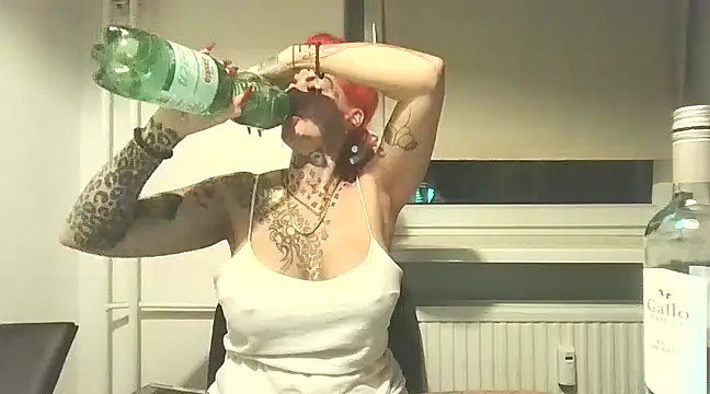 Jeanny Bln online show from 01-07-25, 01:06