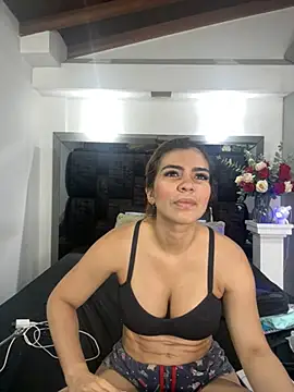 Snapshot of Arianna_Jones1 chatting on 04-22-26, 11:50 Arianna Jones1 online show from 04-22-26, 11:50