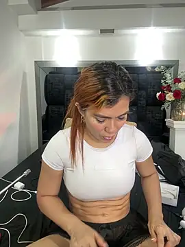 Snapshot of Arianna_Jones1 chatting on 05-19-26, 03:57 Arianna Jones1 online show from 05-19-26, 03:57