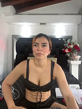 Snapshot of Arianna_Jones1 chatting on 05-21-26, 01:51 Arianna Jones1 online show from 05-21-26, 01:51
