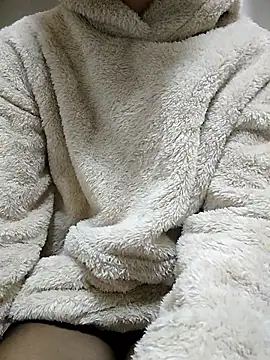 Snapshot of dmmsuzu95 chatting on 11-18-25, 09:52 dmmsuzu95 online show from 11-18-25, 09:52