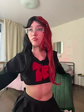 Evangeline Lawrence  online show from 12-13-24, 12:50