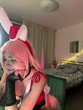 Evangeline Lawrence  online show from 12-27-24, 06:20