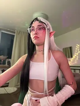 Evangeline Lawrence  online show from 02-04-25, 03:26