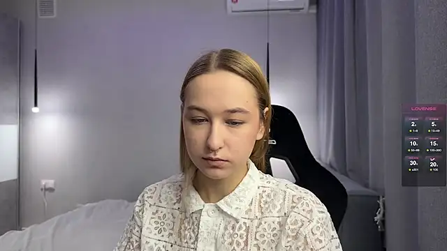Sweett Monica online show from 07-06-26, 12:40